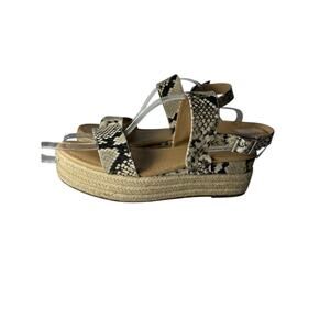NWT Steve Madden Fifer Metallic Snake Buckle 2.5" Rope Wedge Sandals Women's 10